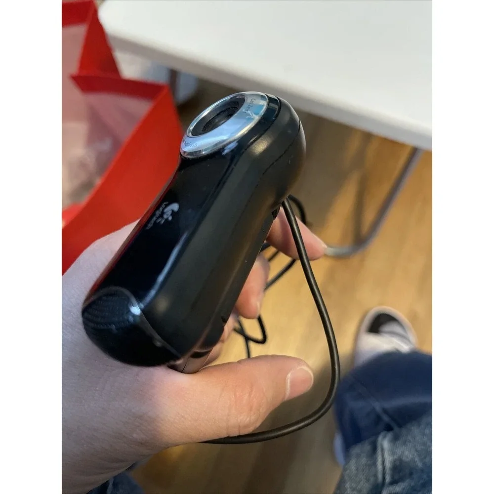 Logitech QuickCam Pro 9000 HD USB Webcam V-UBM46 Carl Zeiss 2MP Autofocus (13)